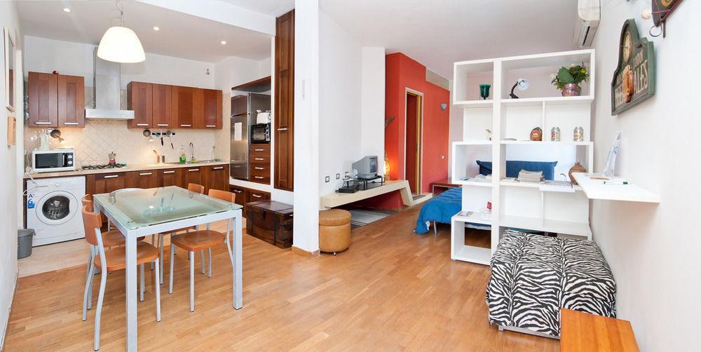 Mistral Marina Piccola Hotel Каляри Екстериор снимка